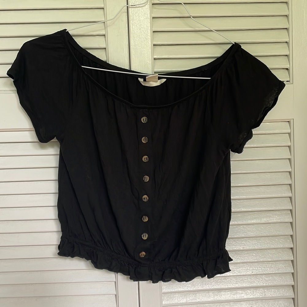 Divided Black Ribbed Short Sleeved Top with Buttons